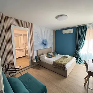 /